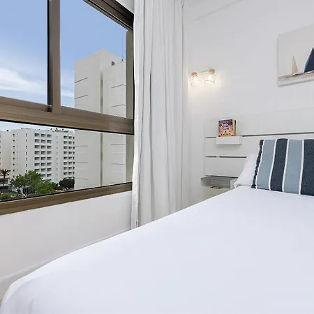Apartament Wintowinrentals Newly Renovated Private Beachfront & Steps To The Marina *