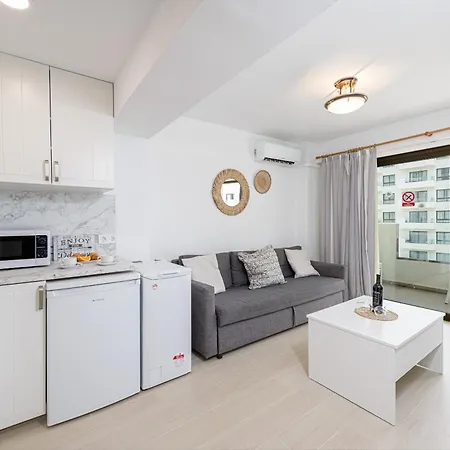 Wintowinrentals Newly Renovated Private Beachfront & Steps To The Marina Apartament