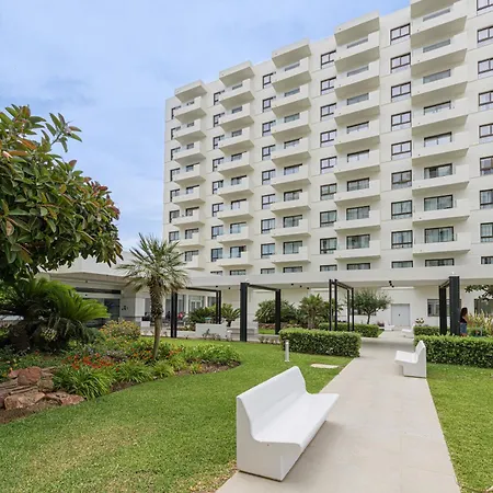 Wintowinrentals Newly Renovated Private Beachfront & Steps To The Marina Apartment *