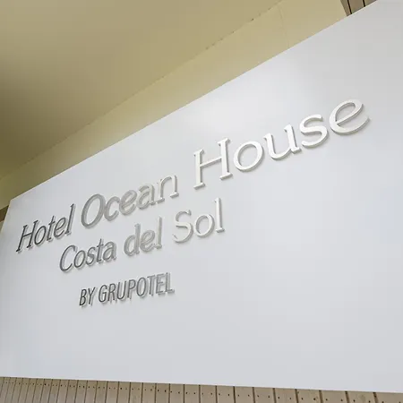 Apartament Wintowinrentals Newly Renovated Private Beachfront & Steps To The Marina Torremolinos