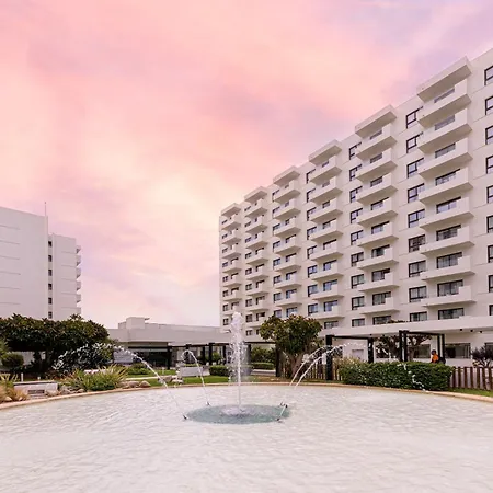Wintowinrentals Newly Renovated Private Beachfront & Steps To The Marina *