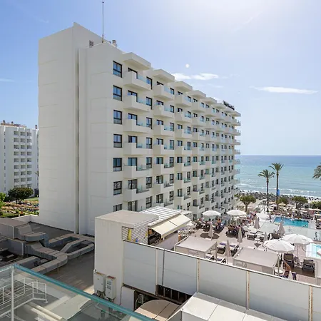 Wintowinrentals Newly Renovated Private Beachfront & Steps To The Marina Torremolinos