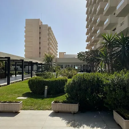 Appartamento Newly Renovated Private Beachfront & Steps To The Marina Torremolinos